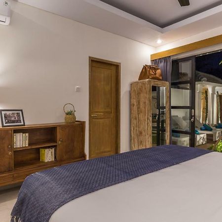 Villa Jamu Seminyak Buitenkant foto