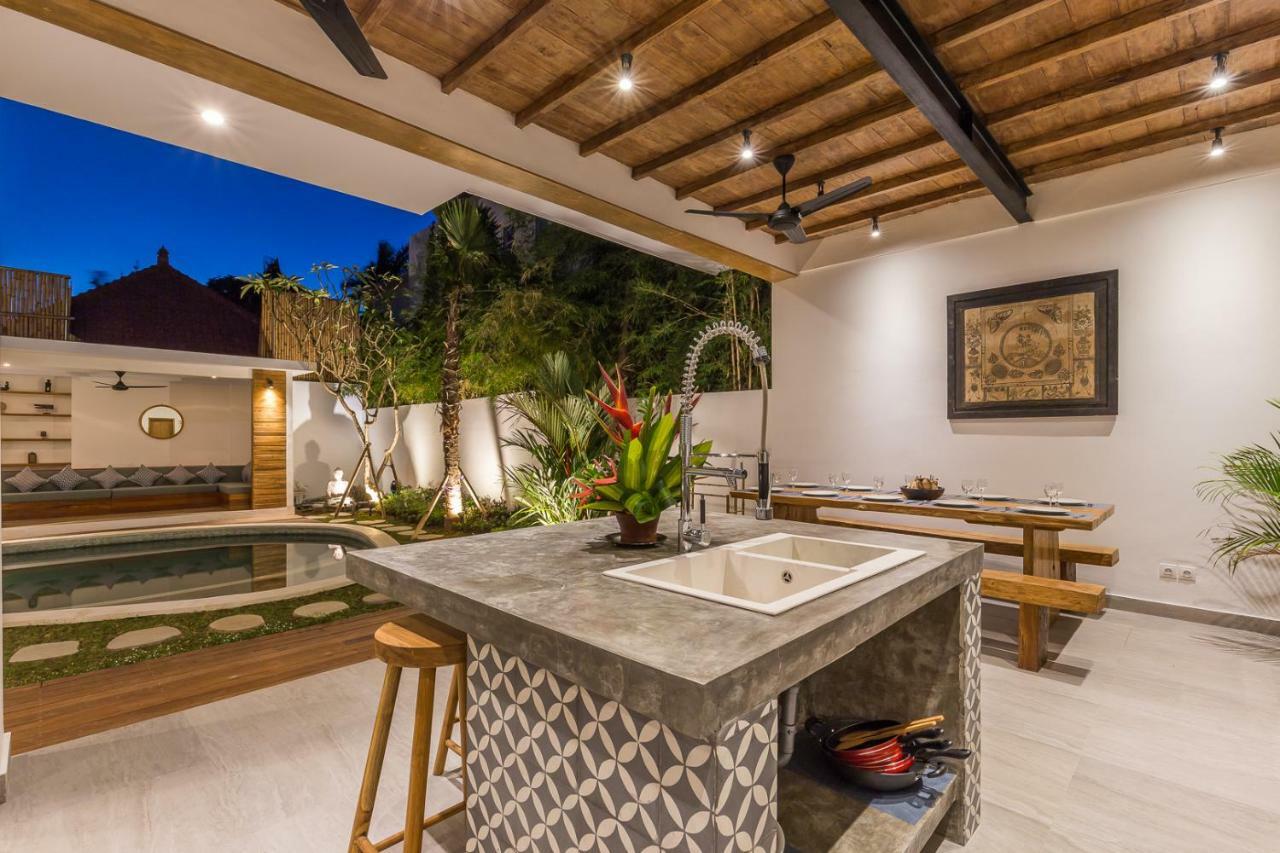 Villa Jamu Seminyak Buitenkant foto