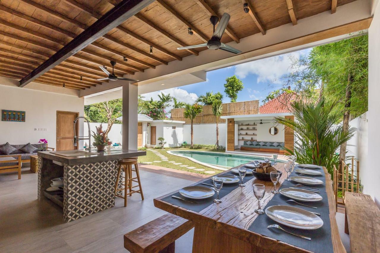 Villa Jamu Seminyak Buitenkant foto