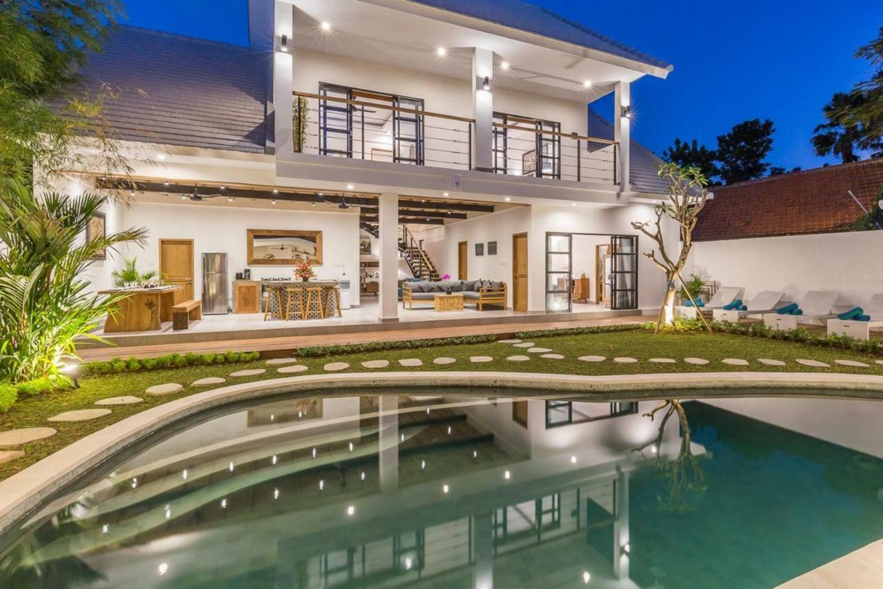 Villa Jamu Seminyak Buitenkant foto